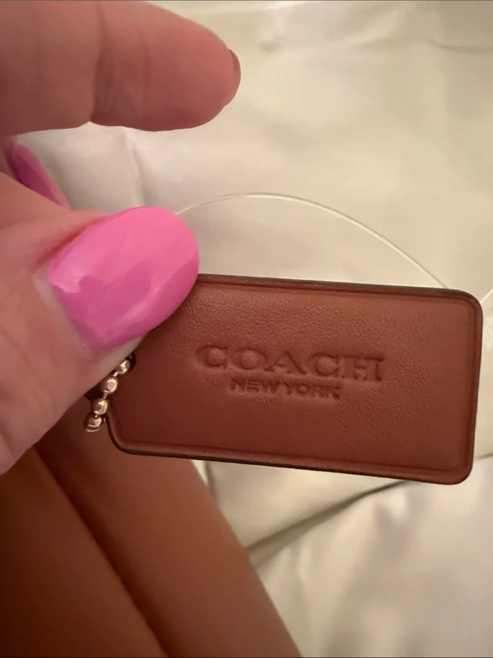 🤎Coach NWT Honey Brown Leather Hadley TurnLock Mini Crossbody with Gold Hardware - Picture 7 of 9